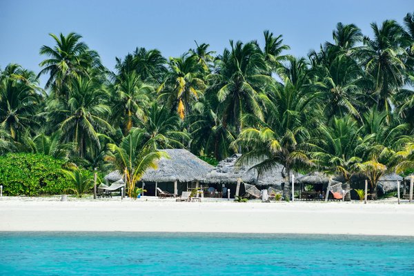 Guide complet du choix d'un semi-rigide : bateau pneumatique idéal