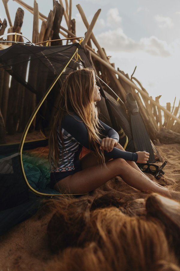 Quels sont les meilleurs conseils pour un camping en région de marais avec observation des oiseaux aquatiques?